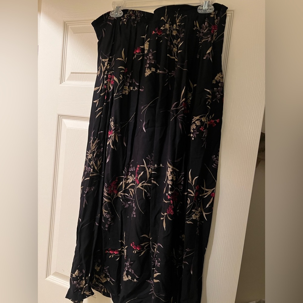 Ladies black and gold skirt